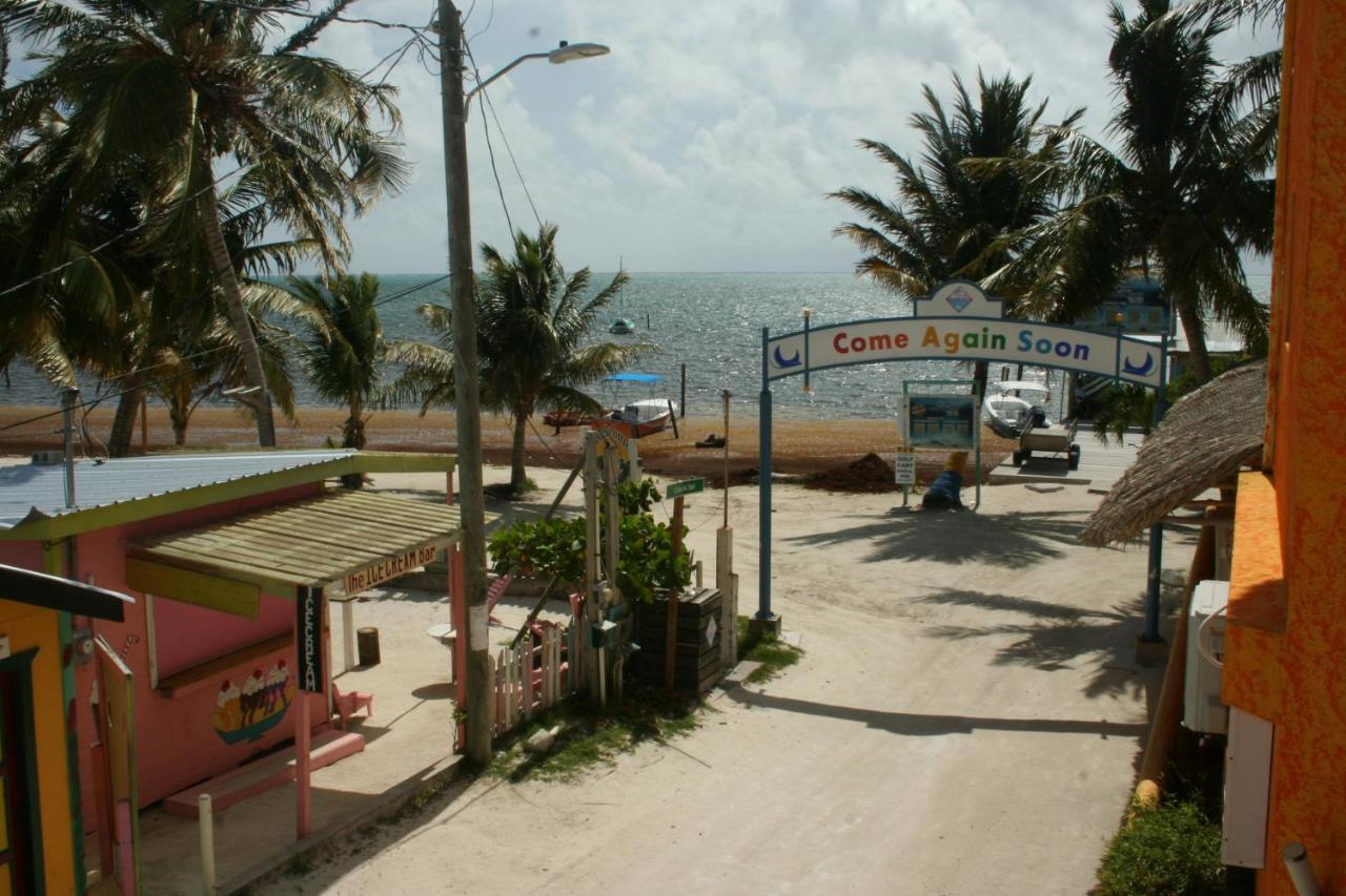 Seaside Cabanas Hotel Caye Corker Exterior foto